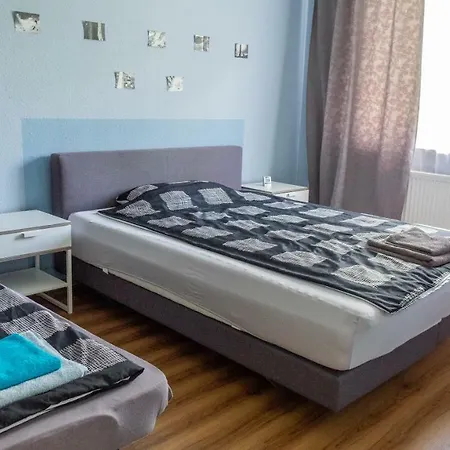 Flat Near Fair, Business Purposes, Longterm *